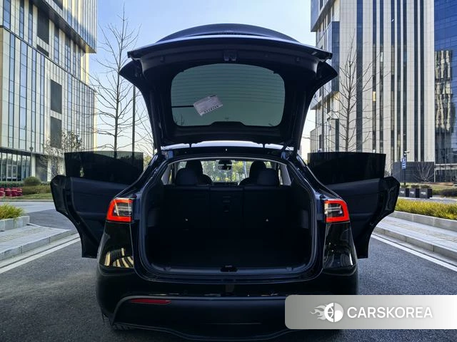 Tesla Model Y id 4205777 из Китая 29