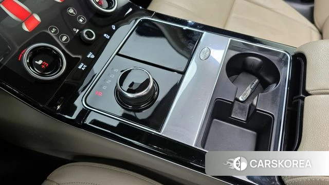 Land Rover Range Rover Velar id 3834657 из Кореи 19