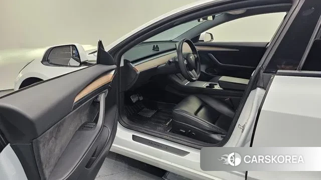 Tesla Model 3 id 3504032 из Кореи 19