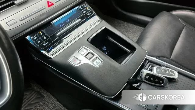 Hyundai The New Grandeur IG id 3402425 из Кореи 19