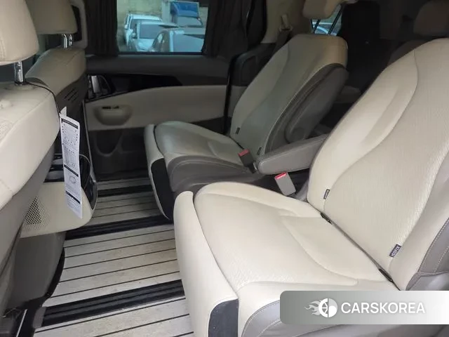 Kia The New Carnival 4th Generation id 3745445 из Кореи 19