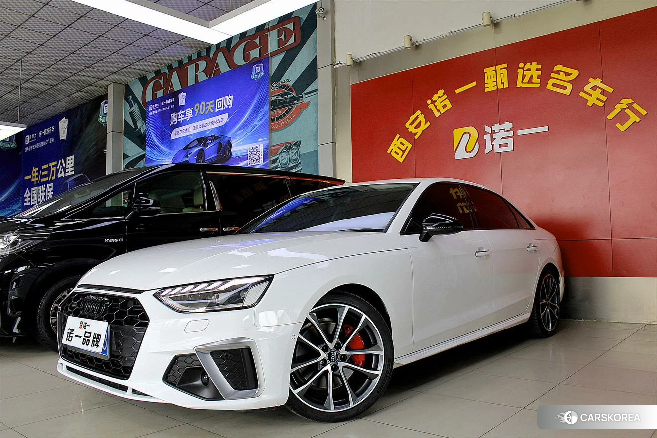 Audi A4L id 4505001 из Китая 18