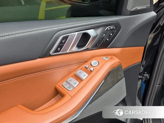 BMW X7 (G07) id 3720827 из Кореи 19