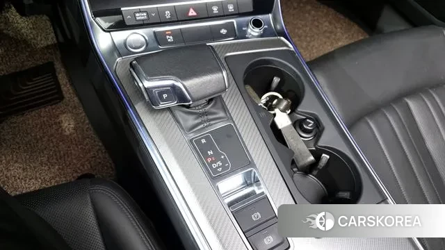 Audi A6 (C8) id 3641083 из Кореи 19