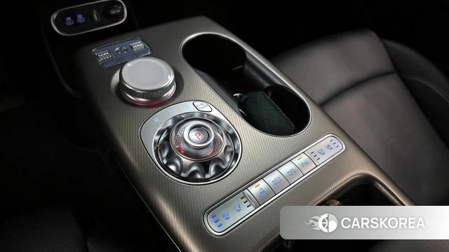 Genesis GV60 id 4293040 из Кореи 31