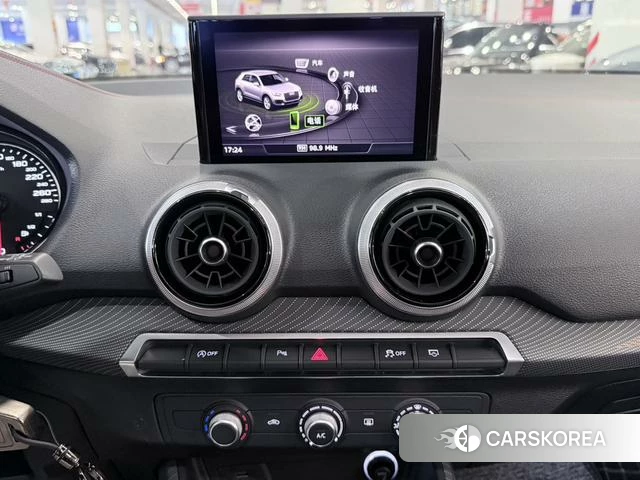 Audi Q2L id 4301152 из Китая 18