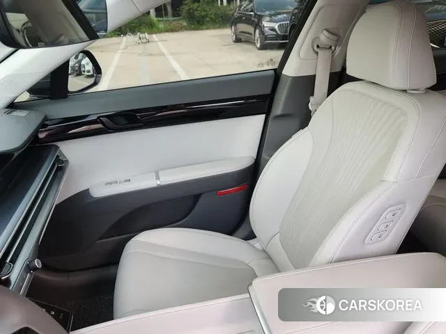 Hyundai Grandeur Hybrid (GN7) id 3042673 из Кореи 19