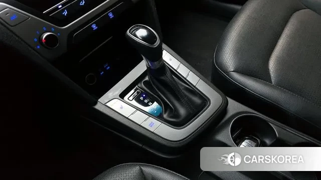 Hyundai Avante AD id 3568623 из Кореи 19