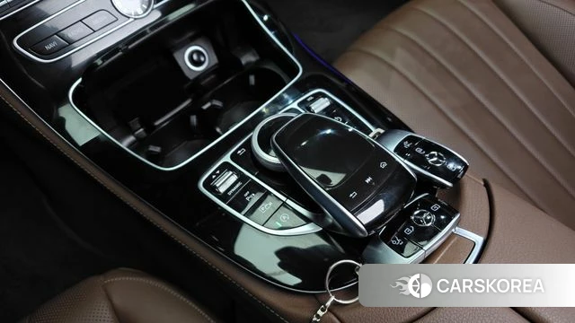 Mercedes-Benz E-Class W213 id 3937239 из Кореи 19