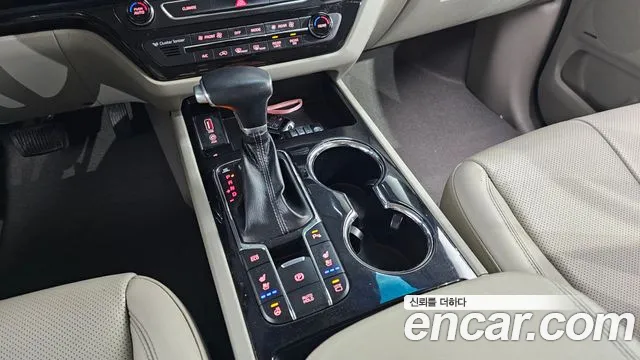 Kia The New Carnival id 2704951 из Кореи 19