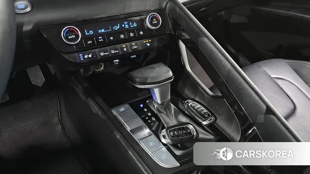 Hyundai Avante Hybrid (CN7) id 3311676 из Кореи 19