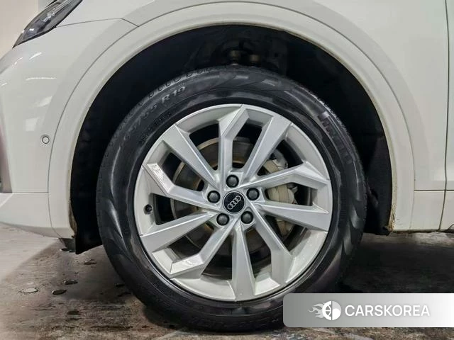 Audi Q5L id 4290956 из Китая 16