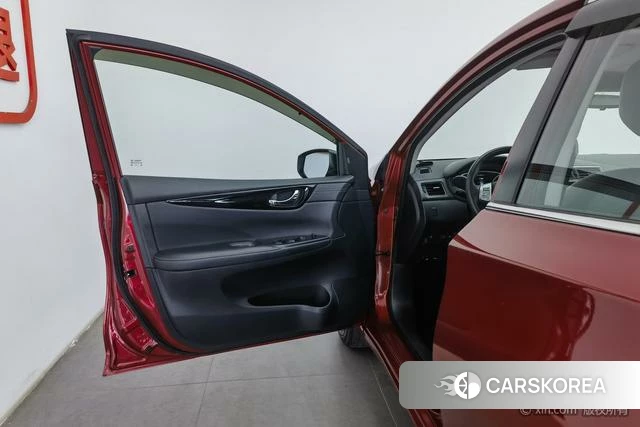 Nissan TIIDA id 4320967 из Китая 23