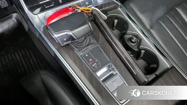 Audi A6 (C8) id 3428461 из Кореи 19