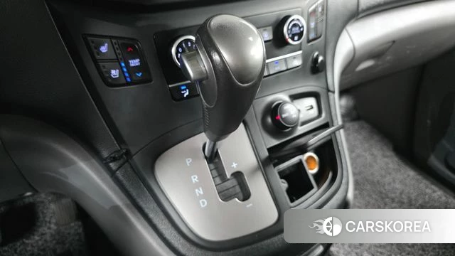 Hyundai The New Grand Starex id 3843540 из Кореи 19