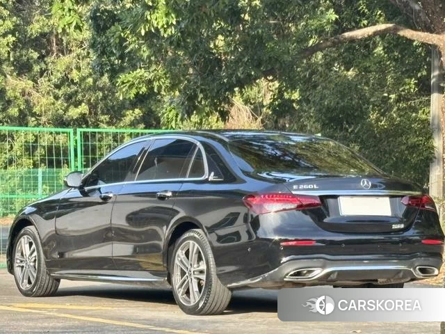 Mercedes-Benz E-class id 4264966 из Китая 20