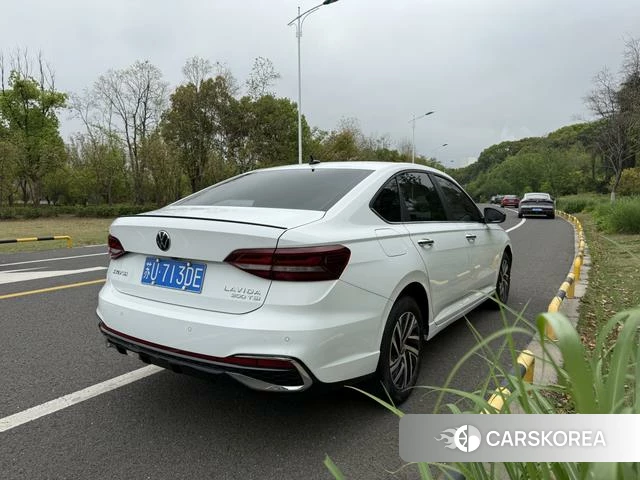 Volkswagen Lavida id 4241409 из Китая 10