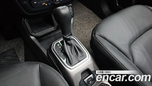 Jeep Renegade id 2863555 из Кореи 19