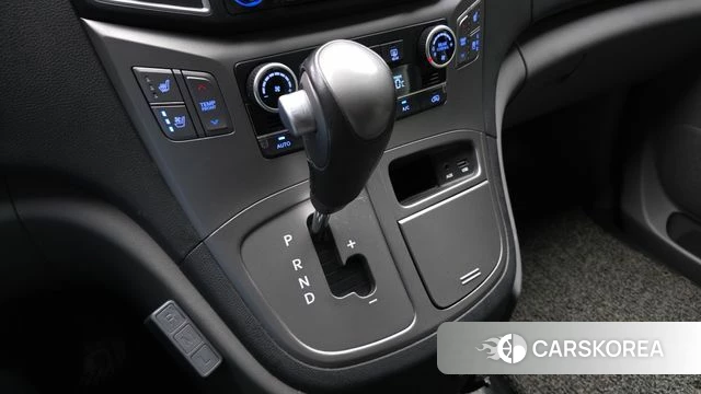 Hyundai The New Grand Starex id 4907831 из Кореи 30