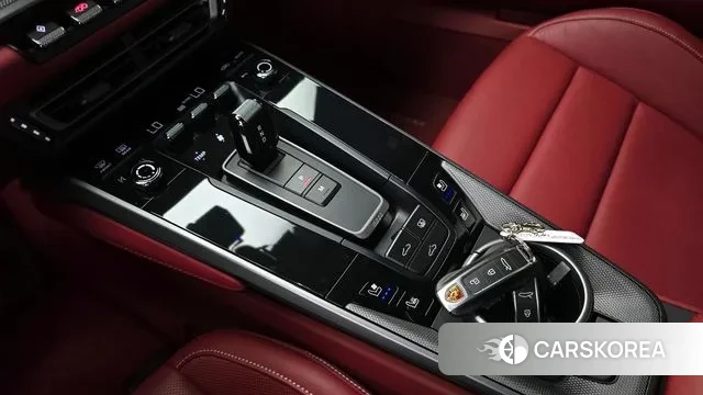 Porsche 911(992) id 2993137 из Кореи 19