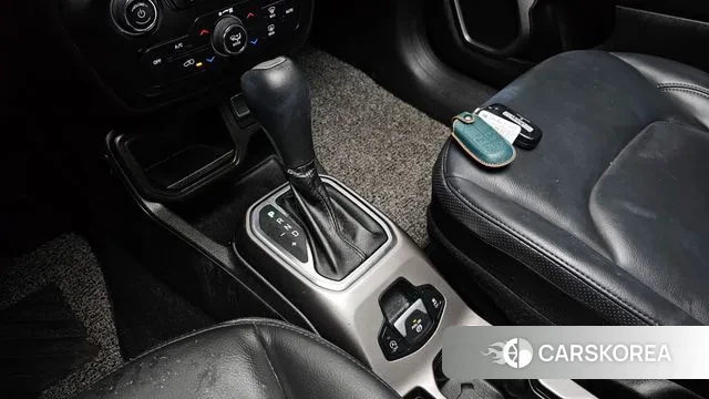 Jeep Renegade id 3560980 из Кореи 19