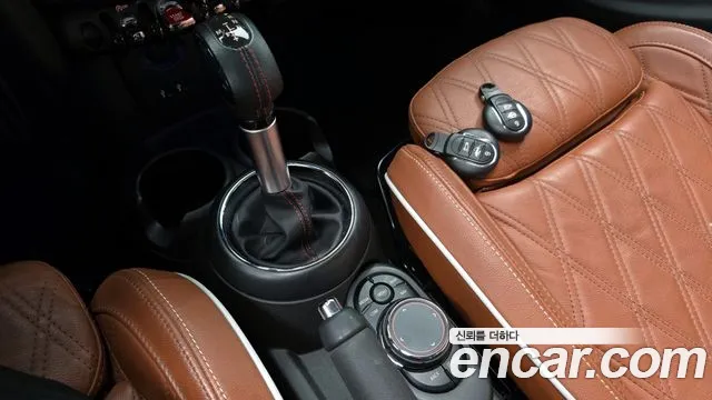 Mini Cooper S id 2813725 из Кореи 19