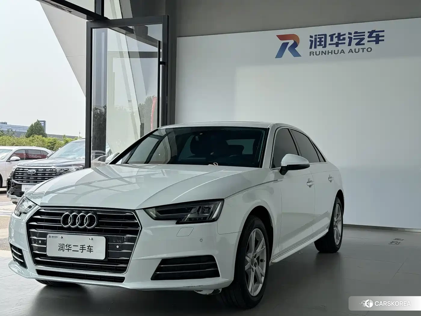 Audi A4L id 4617169 из Китая 14