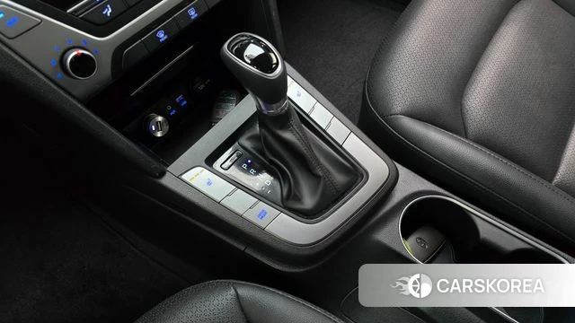 Hyundai Avante AD id 4620686 из Кореи 19