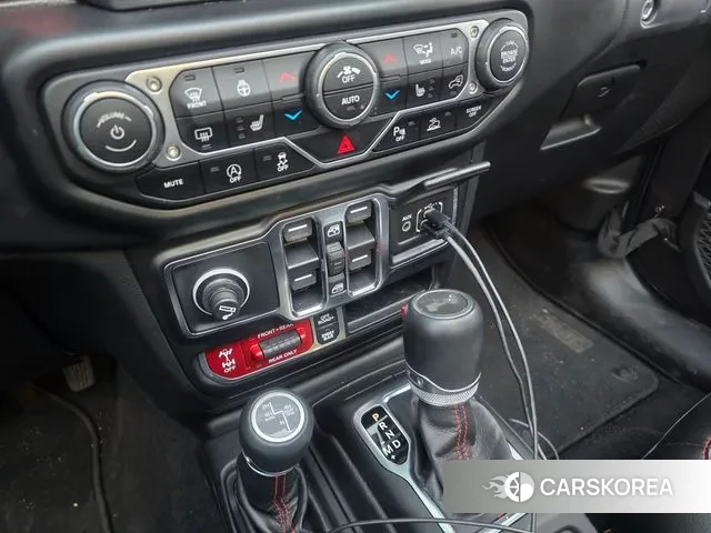 Jeep Wrangler (JL) id 3586625 из Кореи 14