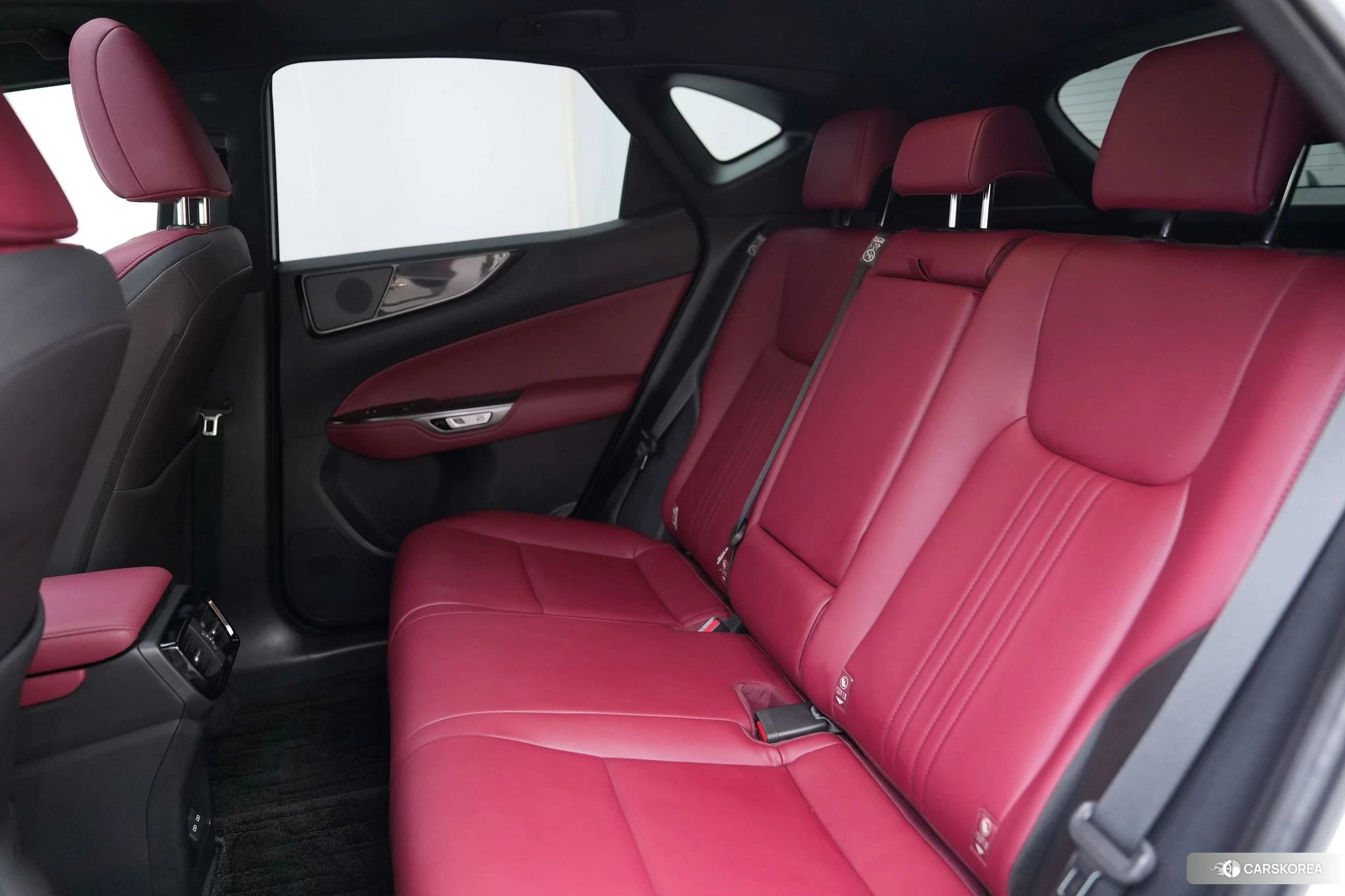 Lexus NX id 4467803 из Китая 16