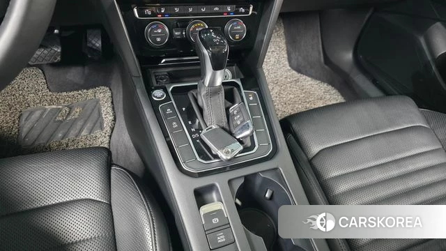 Volkswagen Passat GT (B8) id 3937179 из Кореи 19