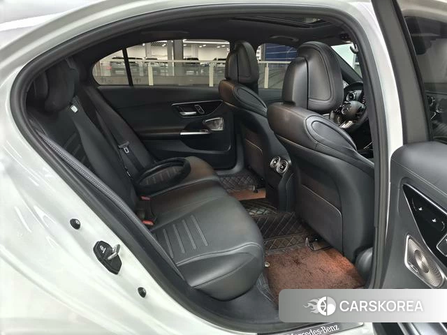 Mercedes-Benz Class C id 4253434 из Китая 18