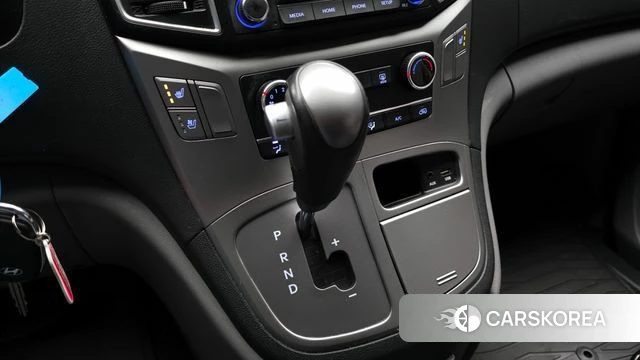 Hyundai The New Grand Starex id 4284792 из Кореи 32