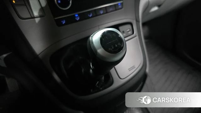 Hyundai The New Grand Starex id 4356738 из Кореи 26