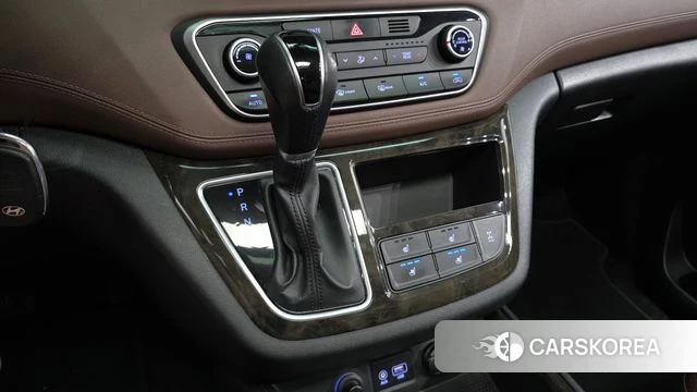 Hyundai The New Grand Starex id 4424797 из Кореи 19