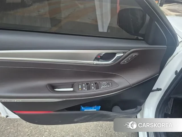 Hyundai The New Grandeur IG id 3707403 из Кореи 9