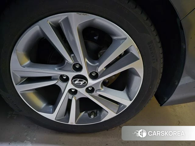 Hyundai Avante AD id 4366441 из Кореи 11