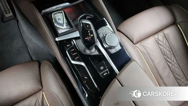 BMW 5 Series (G30) id 3002590 из Кореи 19