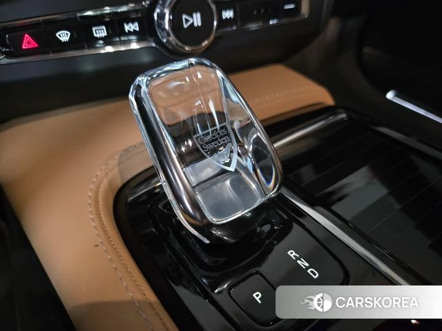 Volvo S90 id 3852807 из Кореи 17