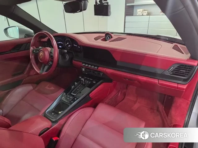 Porsche 911(992) id 3212492 из Кореи 11