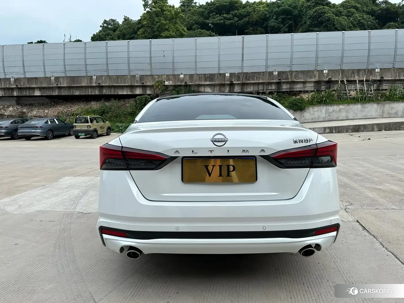Nissan Altima id 4589153 из Китая 9
