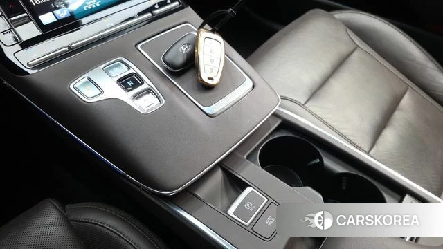 Hyundai The New Grandeur IG id 4741647 из Кореи 32