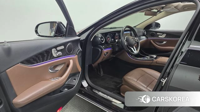 Mercedes-Benz E-Class W213 id 4245788 из Кореи 29