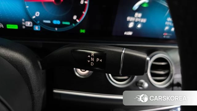 Mercedes-Benz E-Class W213 id 4534290 из Кореи 32