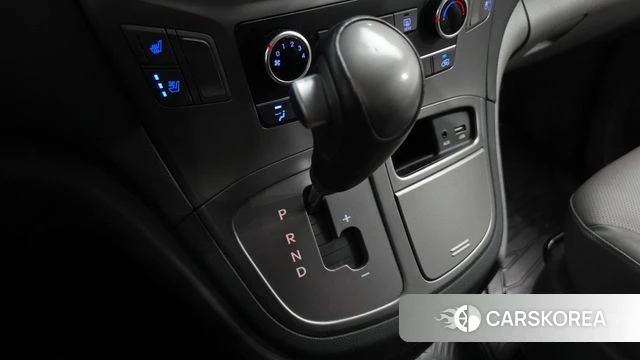 Hyundai The New Grand Starex id 4502388 из Кореи 19