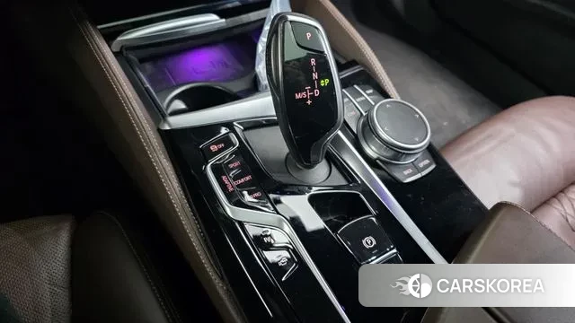 BMW 5 Series (G30) id 3598101 из Кореи 19