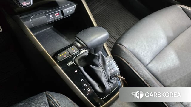 Kia Stonic id 4525881 из Кореи 19
