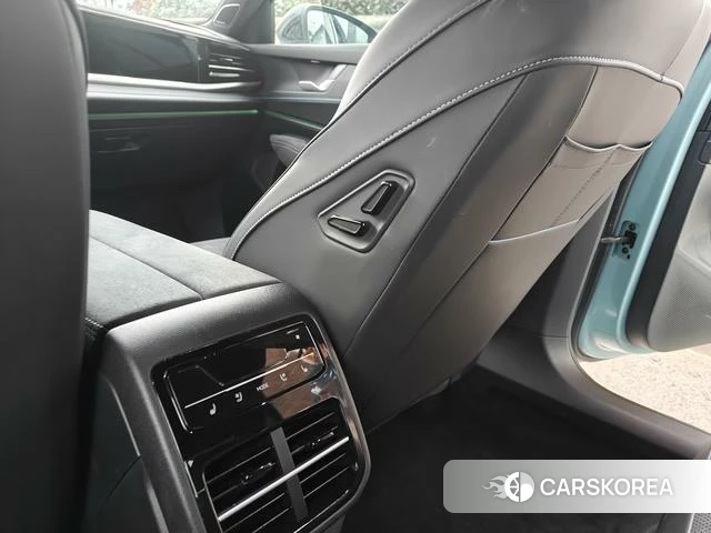 Volkswagen Passat id 3890779 из Китая 24