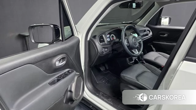 Jeep Renegade id 4186060 из Кореи 35