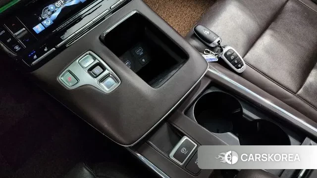 Hyundai The New Grandeur IG id 3736666 из Кореи 19